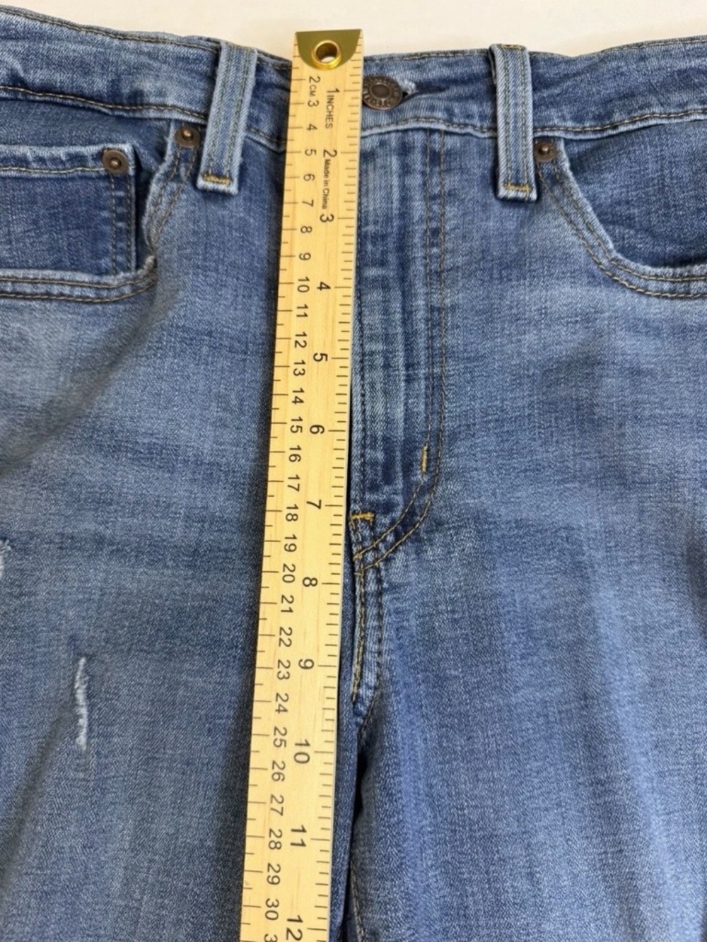 Levi’s 726 High Rise Flare Jeans Women’s Size 30 Distressed Stretch Medium Wash - Picture 7 of 12